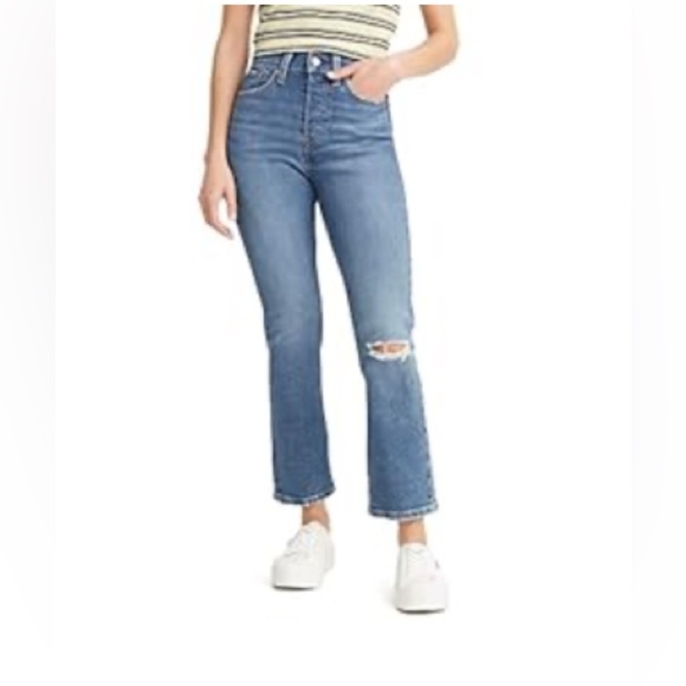 ⚡️Flash Sale⚡️ Levi's Women’s Wedgie Straight Blue Jeans